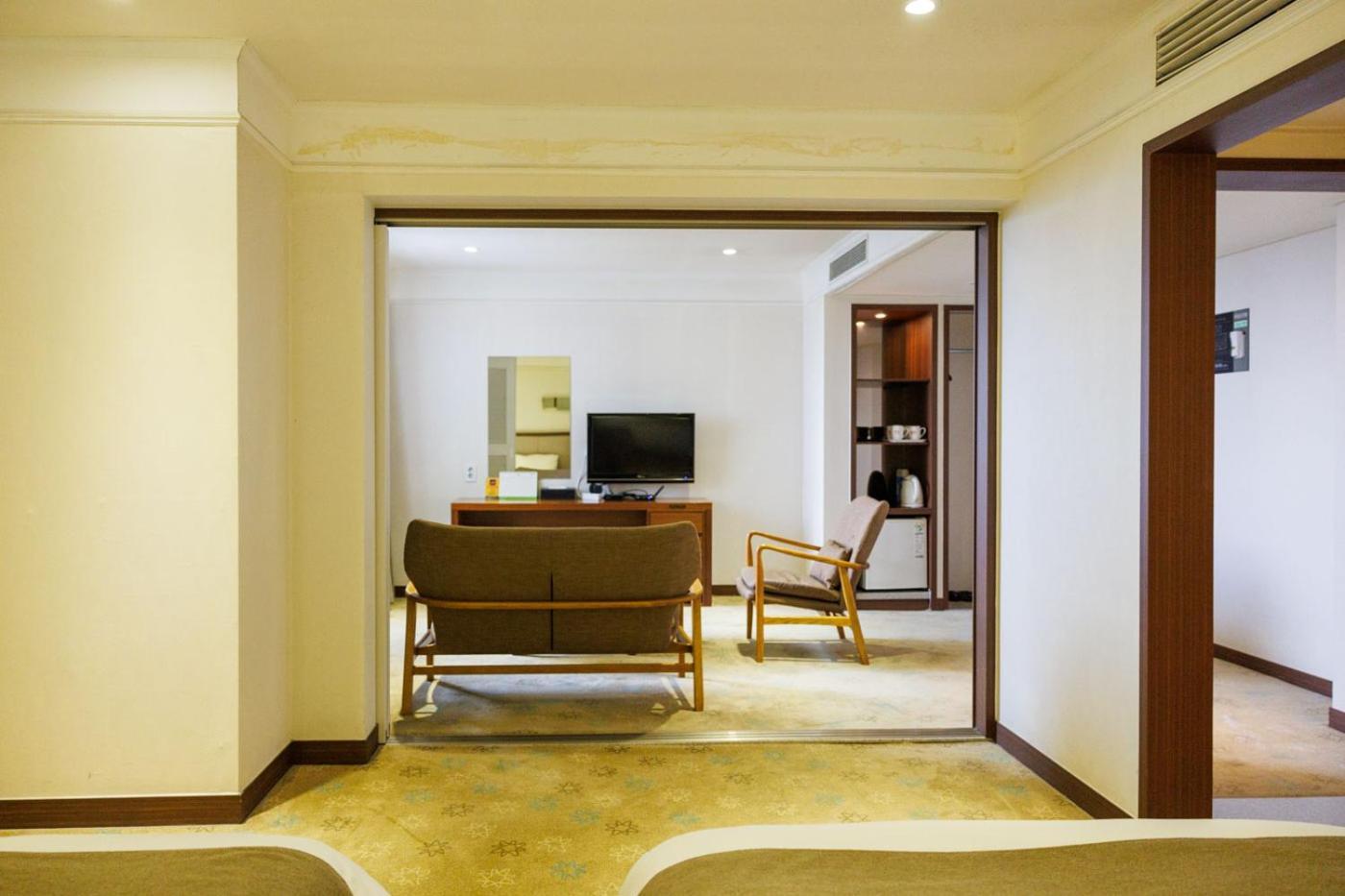 Staz Hotel Jeju Robero Kültér fotó