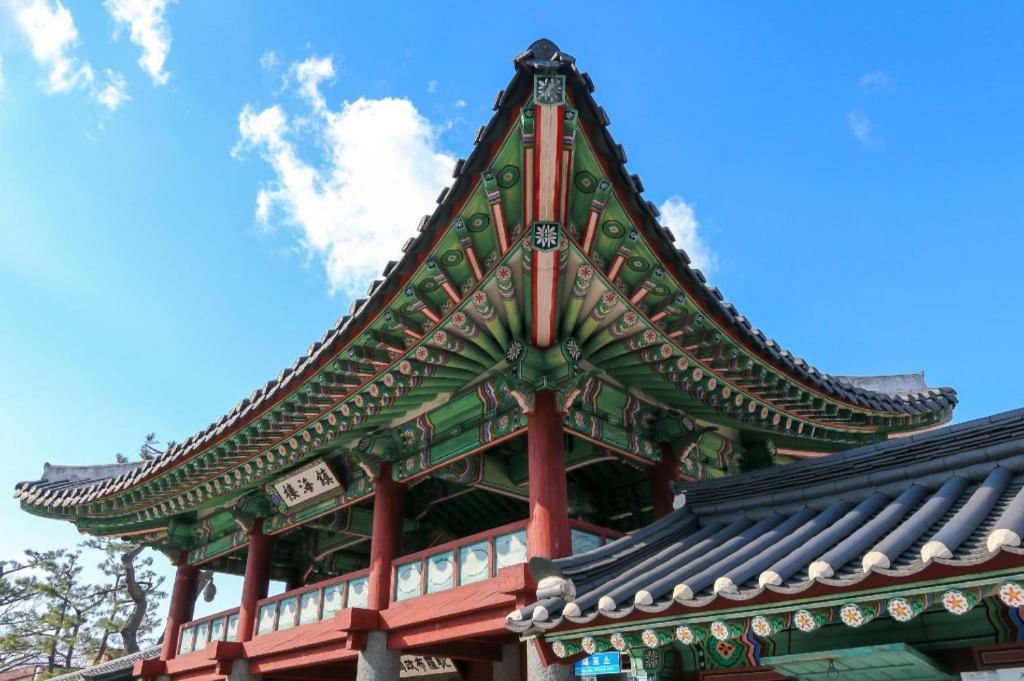Staz Hotel Jeju Robero Kültér fotó