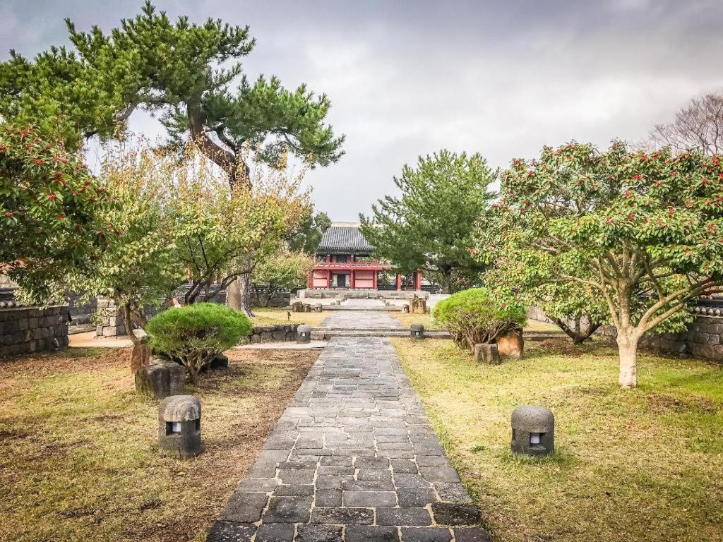 Staz Hotel Jeju Robero Kültér fotó